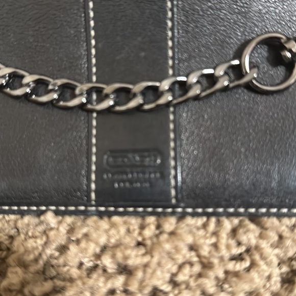 Coach wallet on a non branded gunmetal chain - Picture 4 of 4